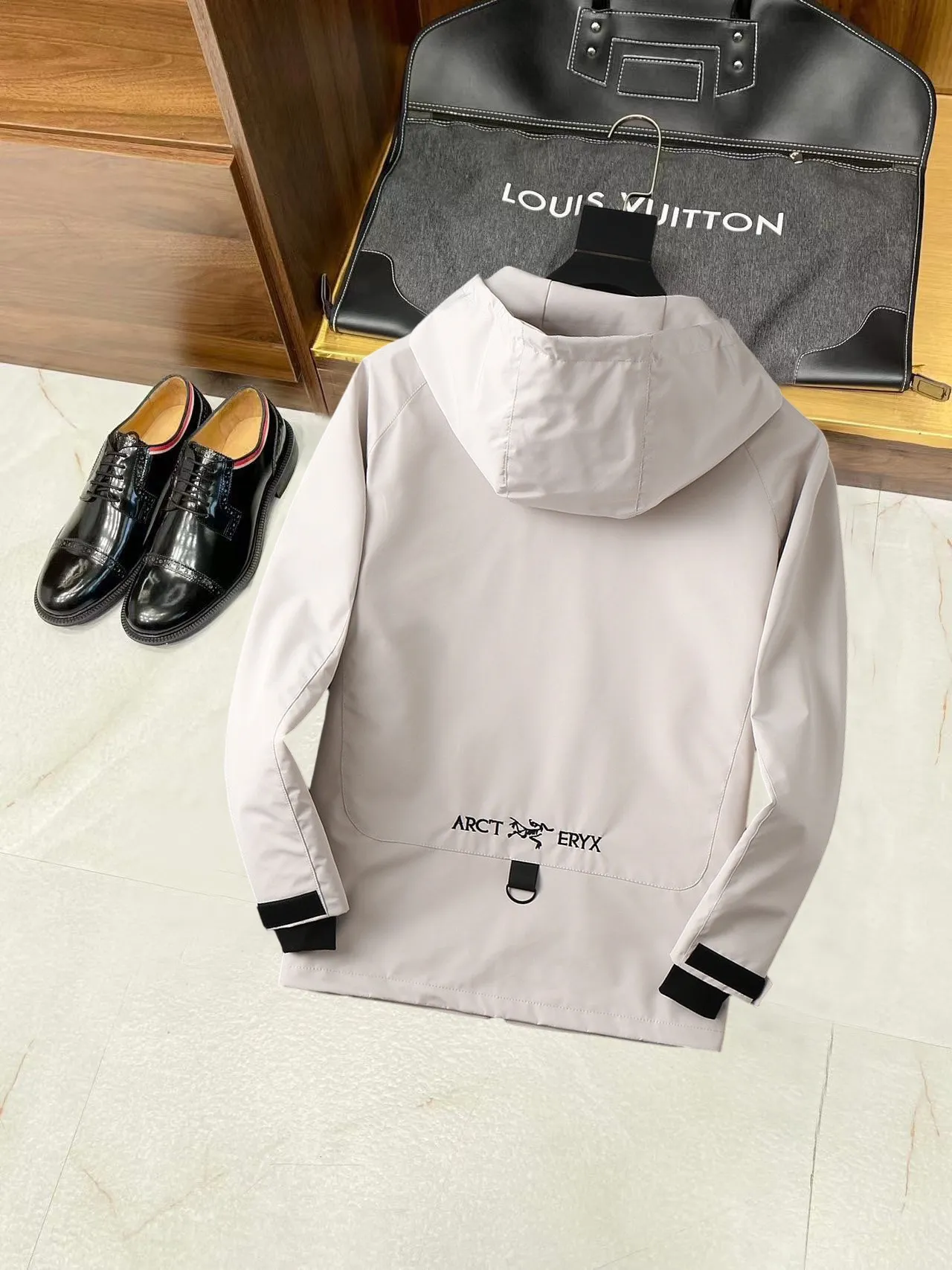 Same Style， ， 2026 New Arrival ， Original Premium Breathable ， ， ， Quality。 ， Sizes：M～3XL，